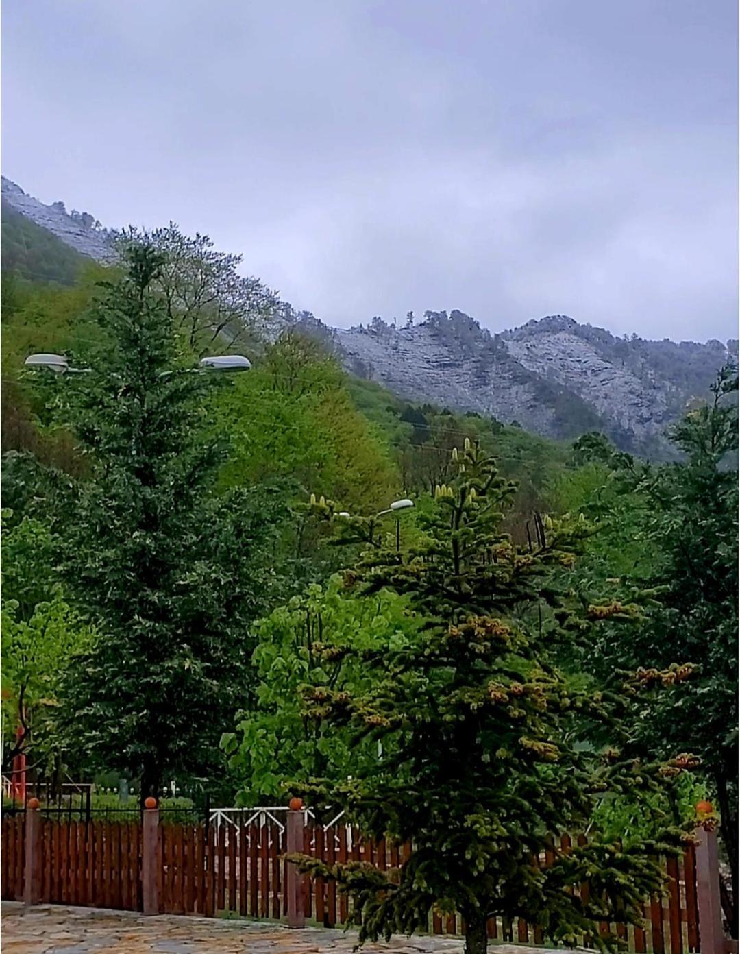 Hotel Panorama Dajti Buitenkant foto